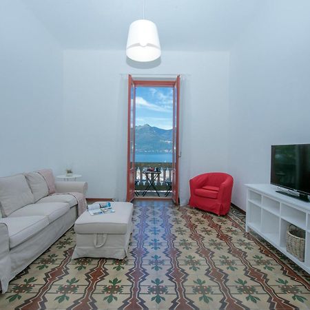 Residenza Oleandro Lake View Luino Center - Happy Rentals Εξωτερικό φωτογραφία