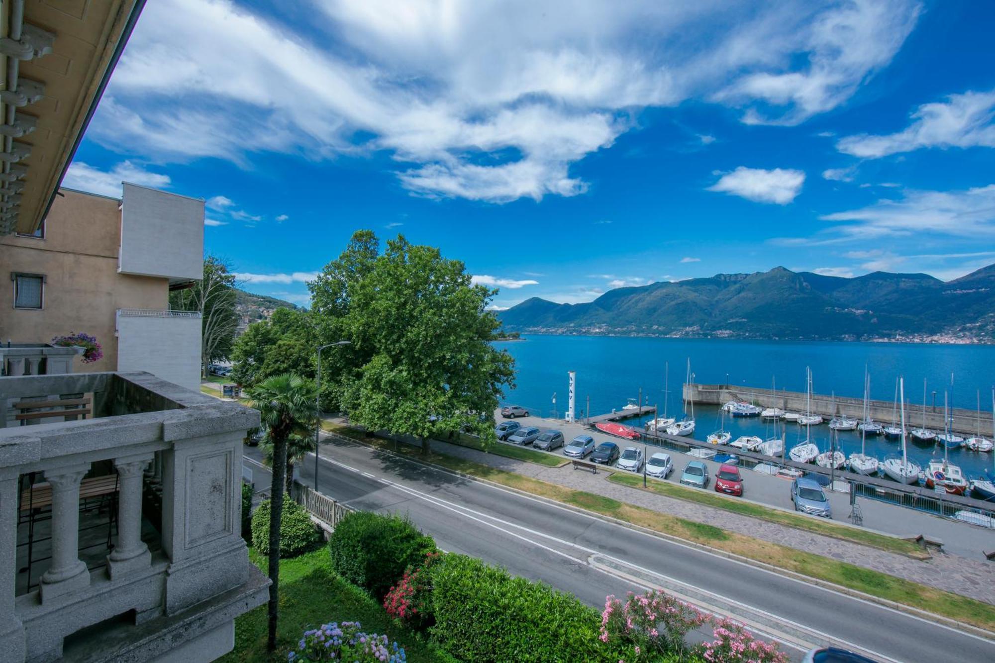 Residenza Oleandro Lake View Luino Center - Happy Rentals Εξωτερικό φωτογραφία