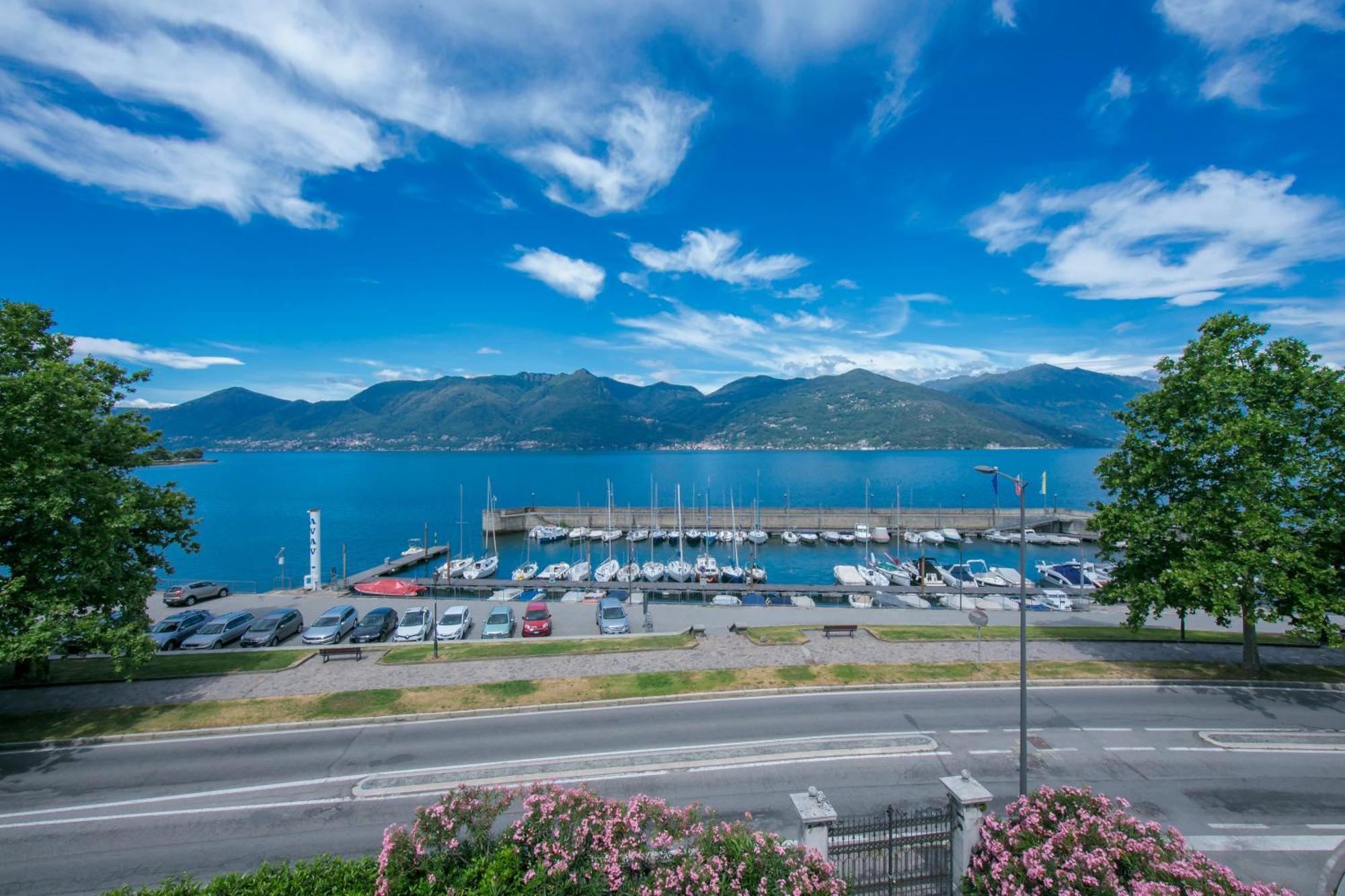 Residenza Oleandro Lake View Luino Center - Happy Rentals Εξωτερικό φωτογραφία